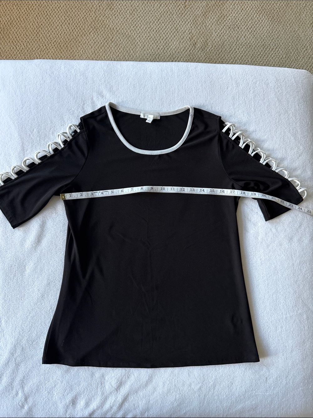 89th & Madison Black Short-Sleeve Top with White Trim and Lattice Shoulders